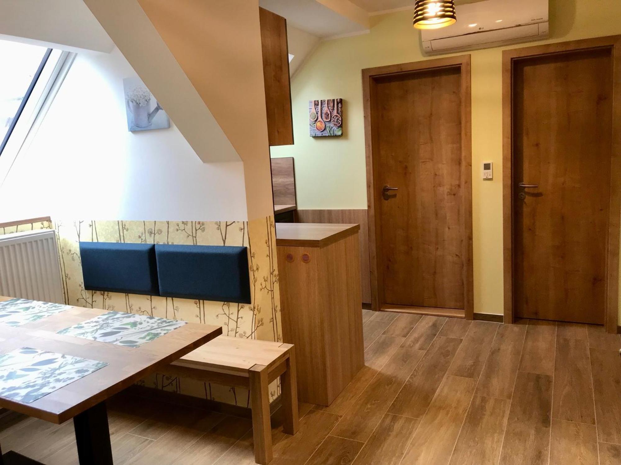 Golden Wood Apartments Plzeň Eksteriør bilde